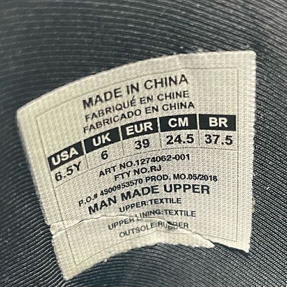 Under Armour Shoes Youth Boys Size 6.5 Black Red Sneakers - Picture 6 of 10